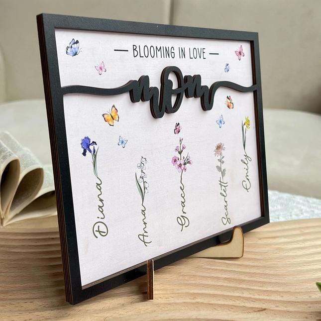 Mom Blooming In Love - Personalized Wooden Plaque