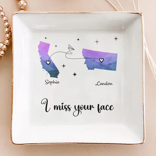 The Love Between Family Knows No Distance - Custom Multiple States - Personalized Jewelry Dish