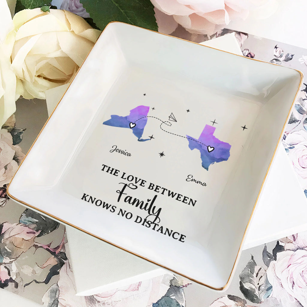 The Love Between Family Knows No Distance - Custom Multiple States - Personalized Jewelry Dish - Levistina